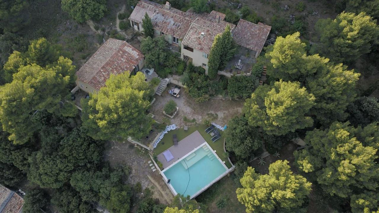 La Maison De Charlie Vaugines Екстериор снимка