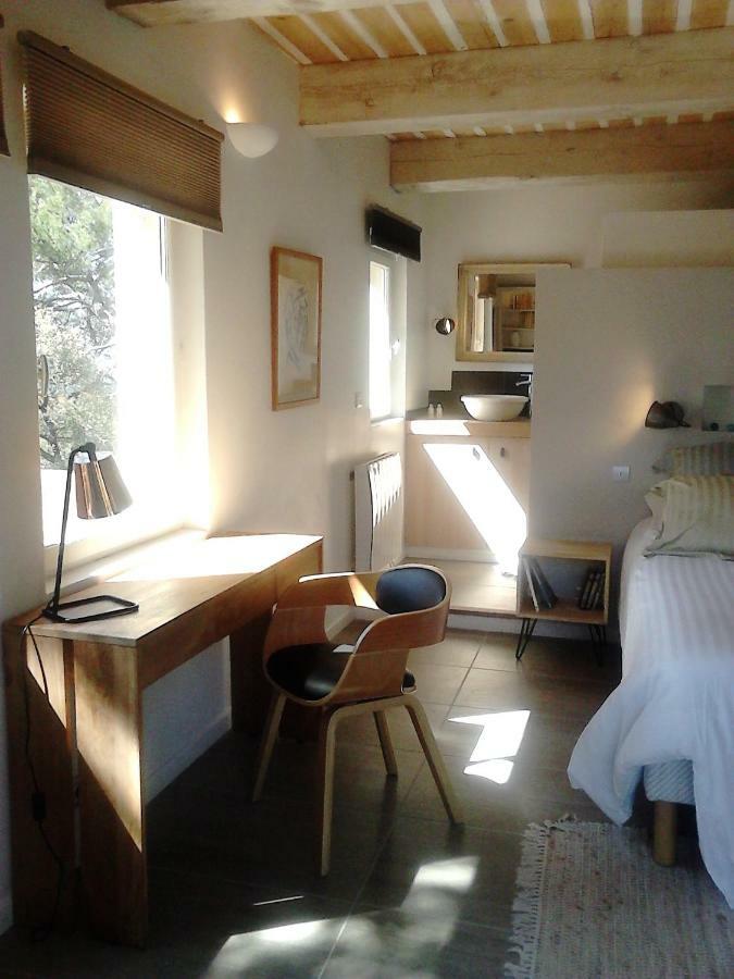 La Maison De Charlie Vaugines Екстериор снимка