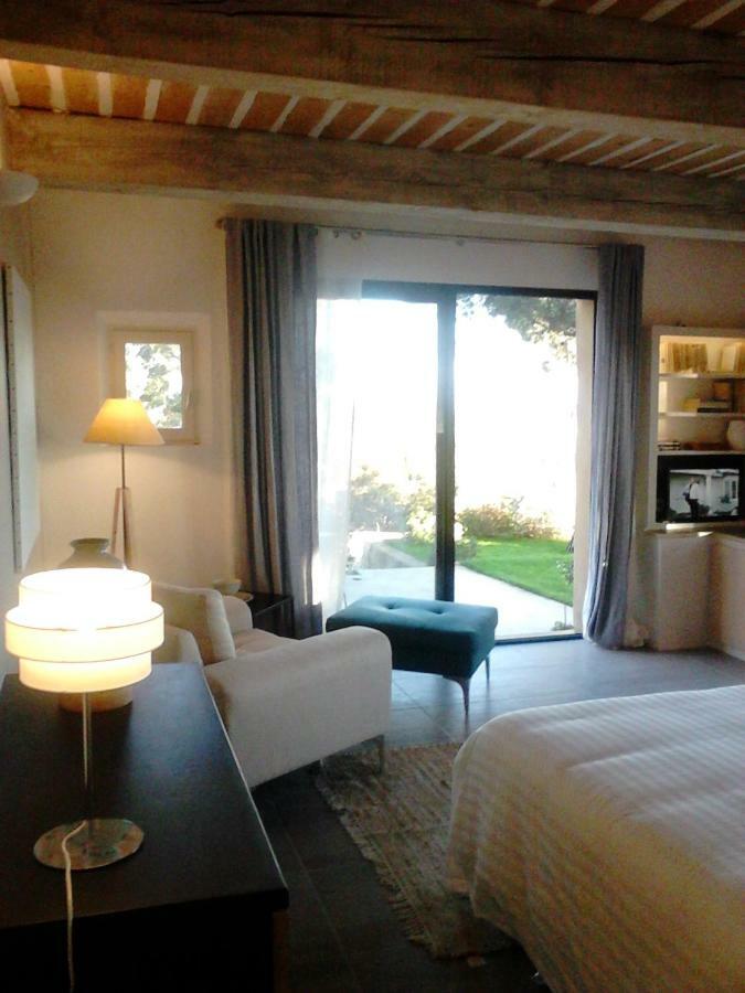 La Maison De Charlie Vaugines Екстериор снимка