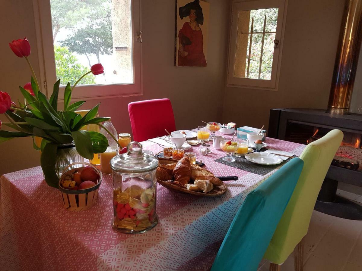 La Maison De Charlie Vaugines Екстериор снимка
